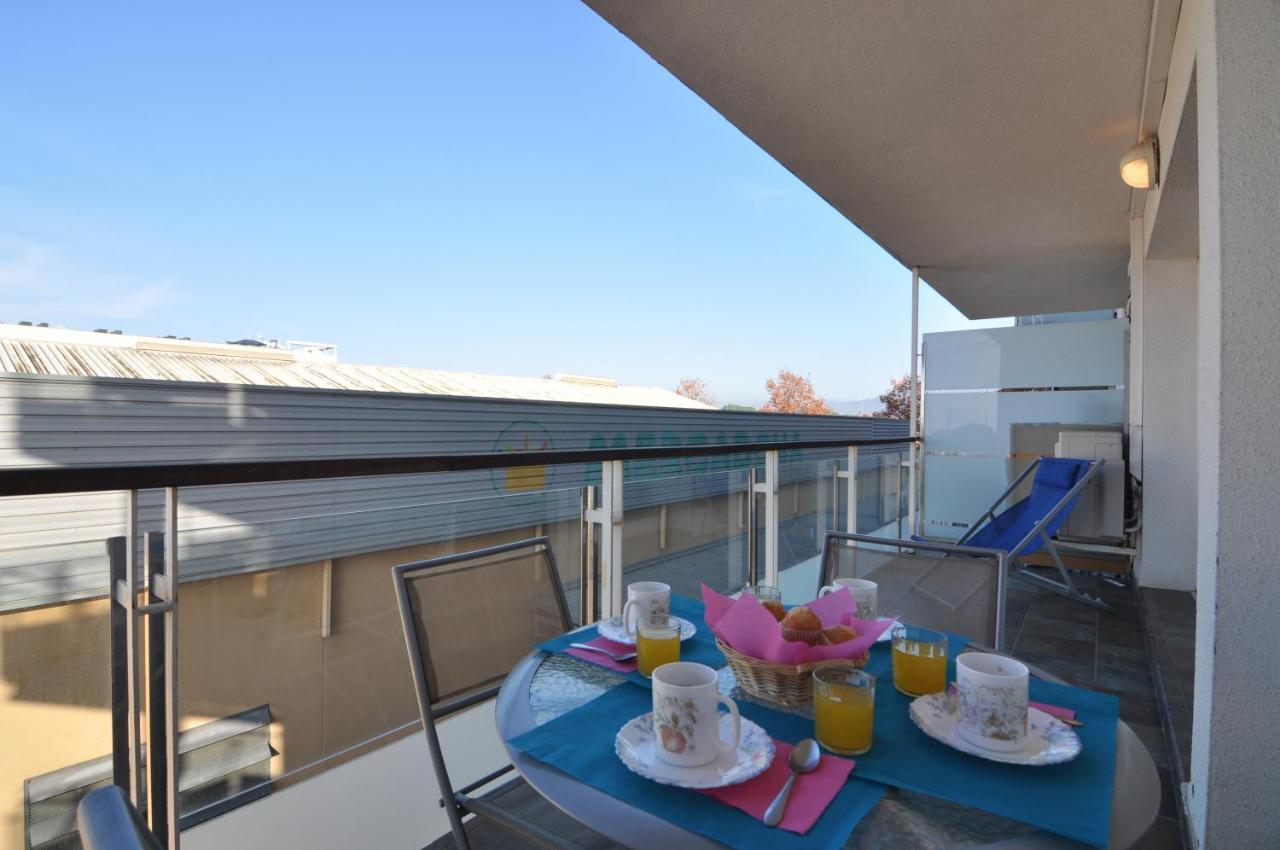 Rnet - 206 Apartments Roses Porto Mar Kültér fotó